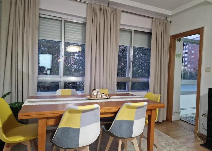 Lovely Balaídos Apartman *